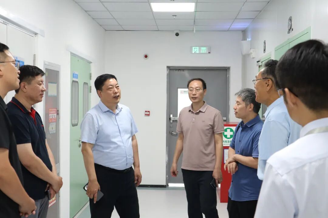 國(guó)家糧科院專(zhuān)家組蒞臨南京微測(cè)調(diào)研 國(guó)家糧科院專(zhuān)家組蒞臨南京微測(cè)調(diào)研